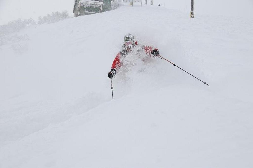 Hotel Niseko Alpen Kucsan Kültér fotó